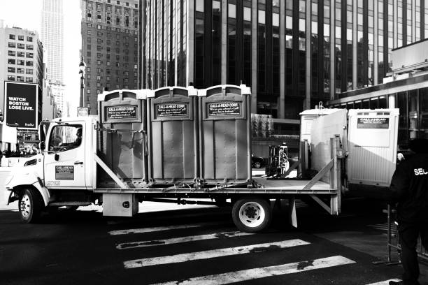 Best Affordable portable toilet rental  in , IA